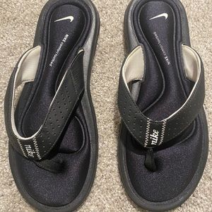 Nike Sandals size 7
